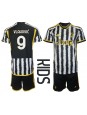 Otroški Nogometna dresi replika Juventus Dusan Vlahovic #9 Domači 2023-24 Kratek rokav (+ hlače)